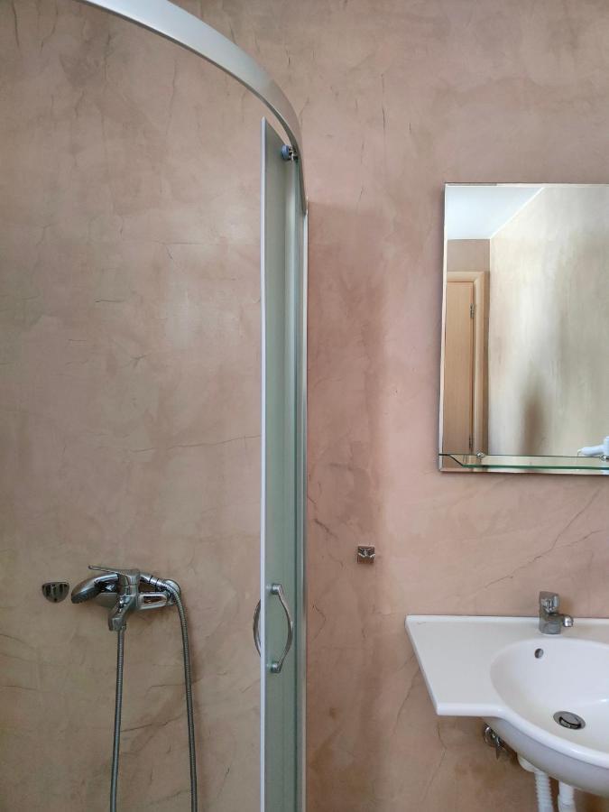 איוס חורה Aelia Rooms & Apartments מראה חיצוני תמונה