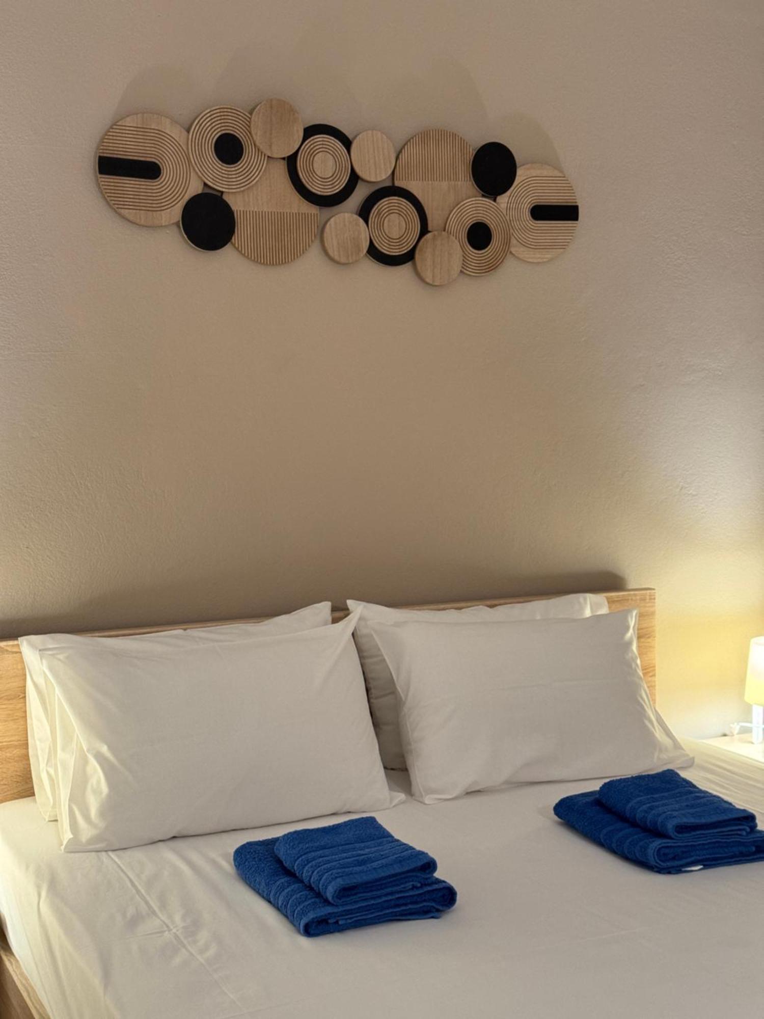 איוס חורה Aelia Rooms & Apartments מראה חיצוני תמונה