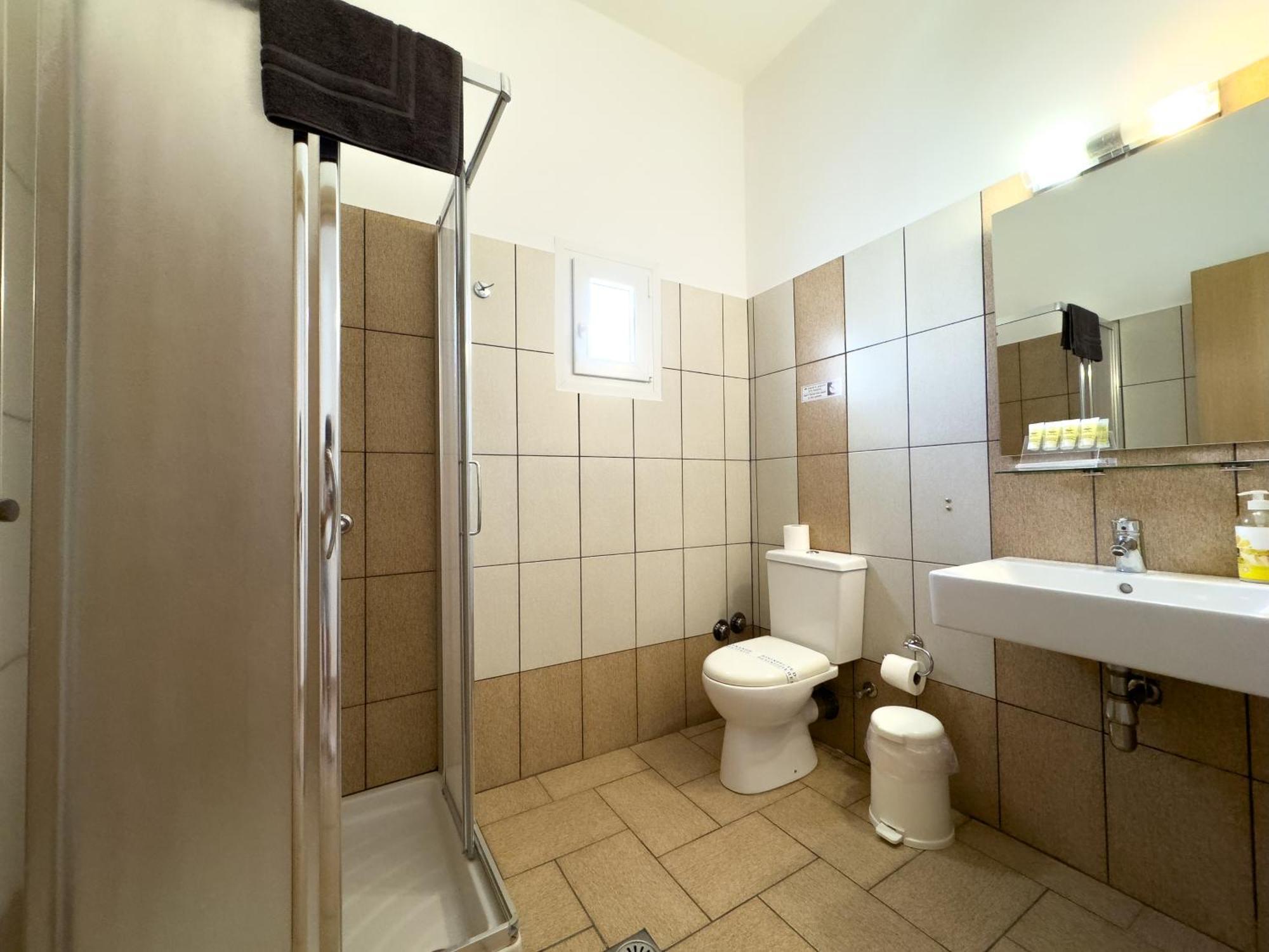 איוס חורה Aelia Rooms & Apartments מראה חיצוני תמונה