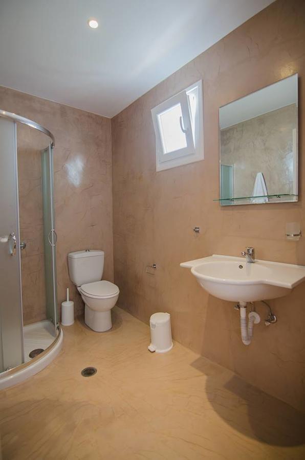 איוס חורה Aelia Rooms & Apartments מראה חיצוני תמונה