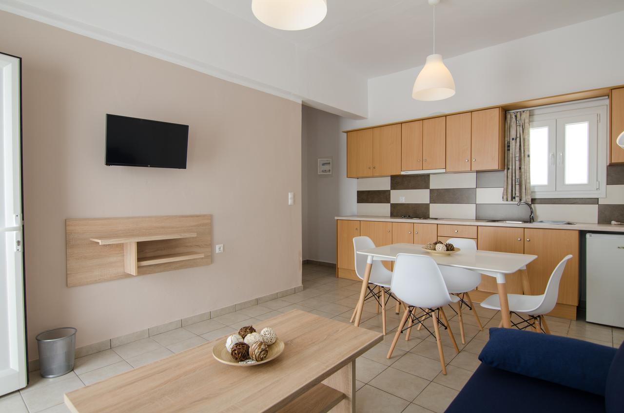 איוס חורה Aelia Rooms & Apartments מראה חיצוני תמונה